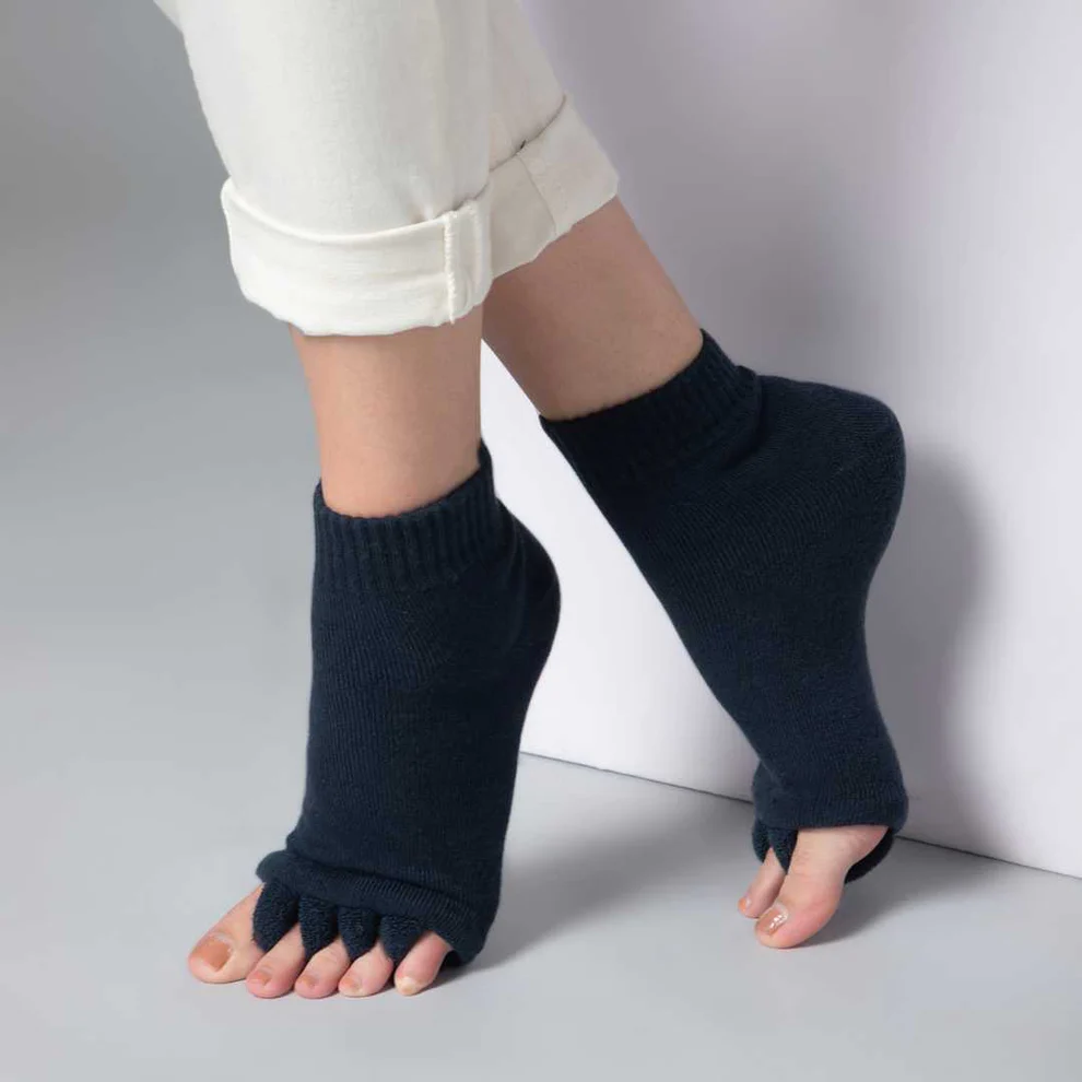 Grey Foot Alignment Socks